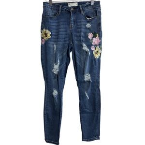 Angel Kiss Dark Wash Distressed Embroidered Ankle Crop Jeans Size 7